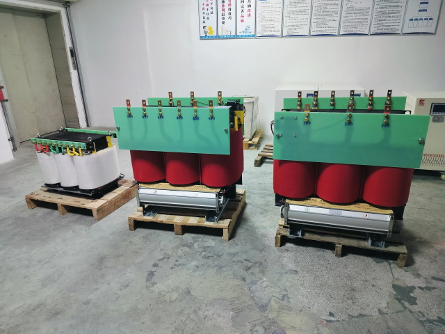 牡丹KS11-1000KVA矿用变压器